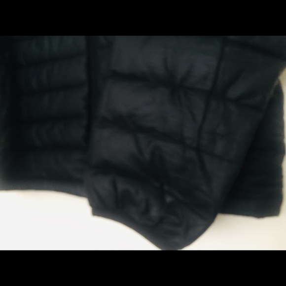Patagonia Puff Jacket - Black - Picture 2 of 8